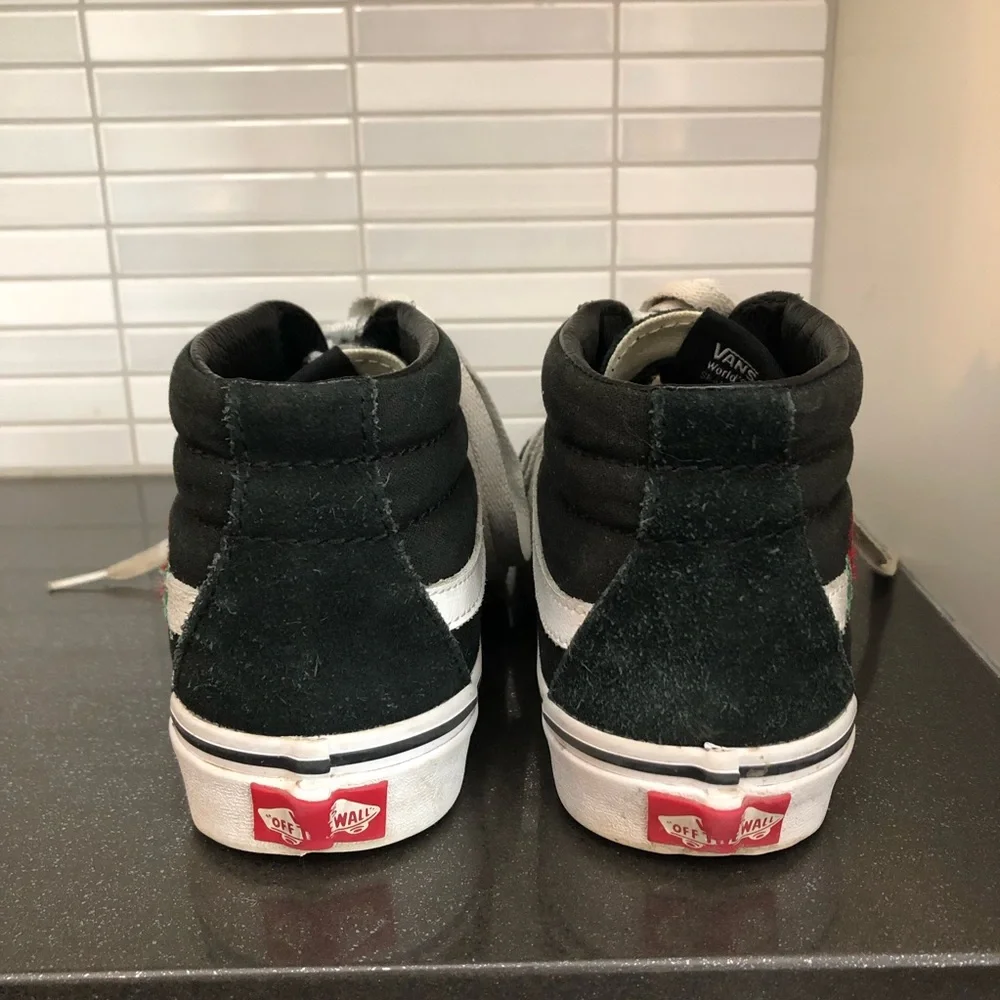 🥳HOST PICK🥳 Vans suede unisex floral high tops - Picture 4 of 10